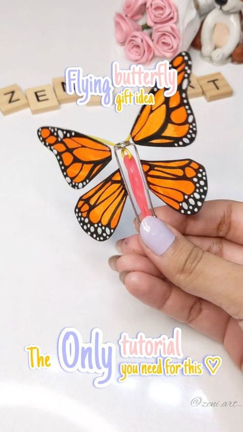 Flying Butterfly Card, Prateek Kuhad, Flying Butterfly, Kraf Kertas, Book Crafts Diy, Paper Craft Videos, Diy Birthday Gifts For Friends, Diy Gift Set, Easy Paper Crafts Diy