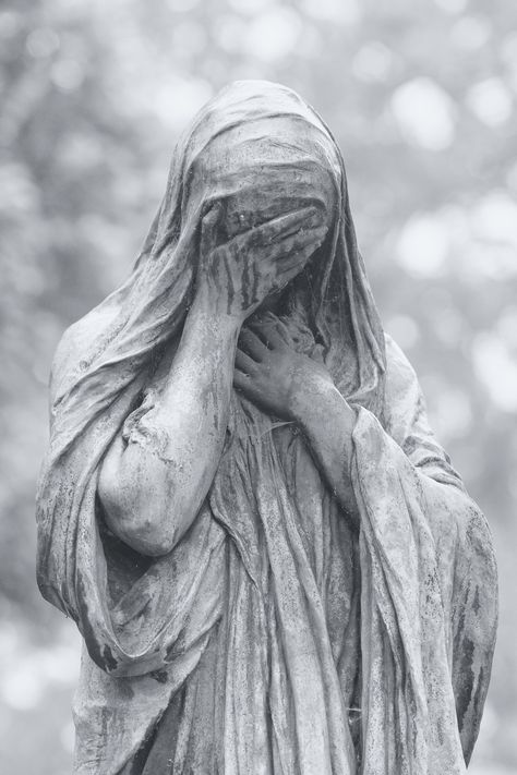 Statue, Paris, Pere Lachaise Cemetery, Cemetery