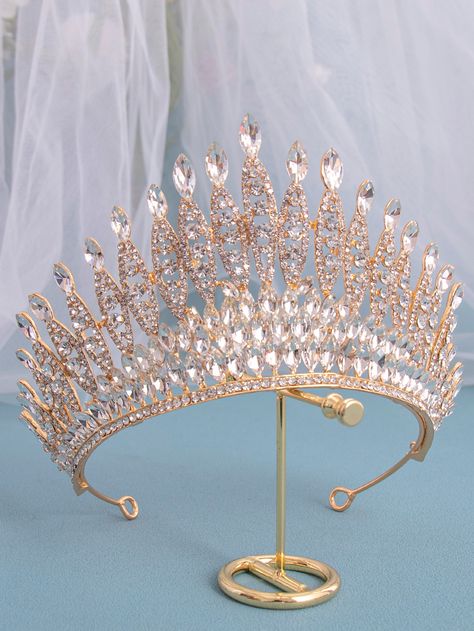 Crown Aesthetic, Crystal Bridal Tiaras, Crystal Hair Accessories, Beautiful Tiaras, Princess Jewelry, Headpiece Hairstyles, Rhinestone Tiara, Rhinestone Crown, Crown Design