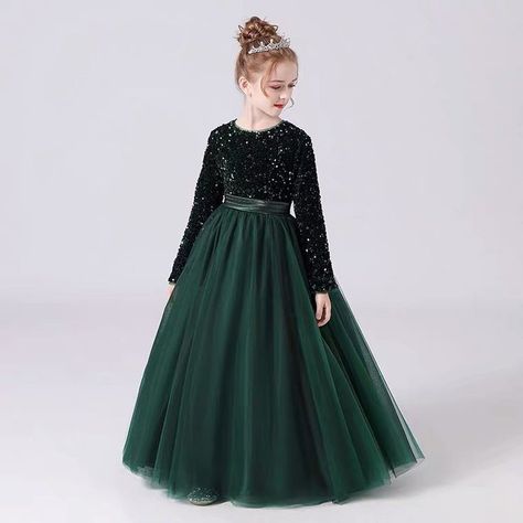 Tulle Flower Girl, Girls Christmas Dresses, Bucket Bags, Flower Girl Dresses Tulle, Clothing Catalog, Dresses Ideas, Junior Bridesmaid Dresses, Tulle Wedding, Dresses Kids Girl