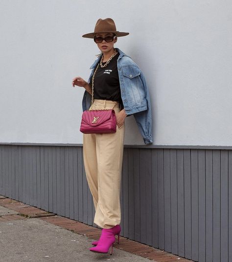 Pink Boots Outfit, Bota Western, Color Combinations For Clothes, Fall Winter Wardrobe, Estilo Chic, Blazer Outfits, Looks Vintage, Look Chic, Daily Outfits