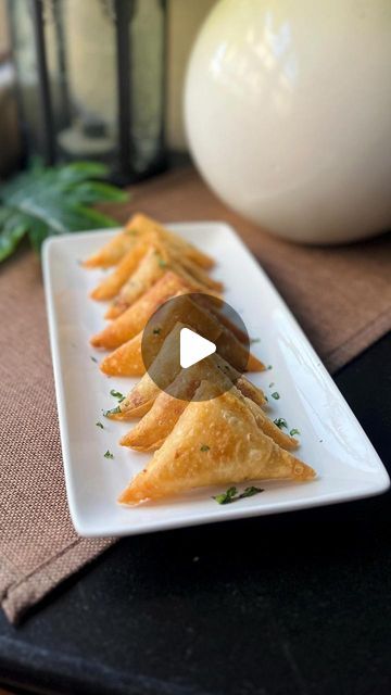 Chicken Samosa Recipe, Chicken Malai, How To Make Samosas, Iftar Recipes, For Ramadan, Pakistani Food, Samosa, Food Reviews, Chinese Food