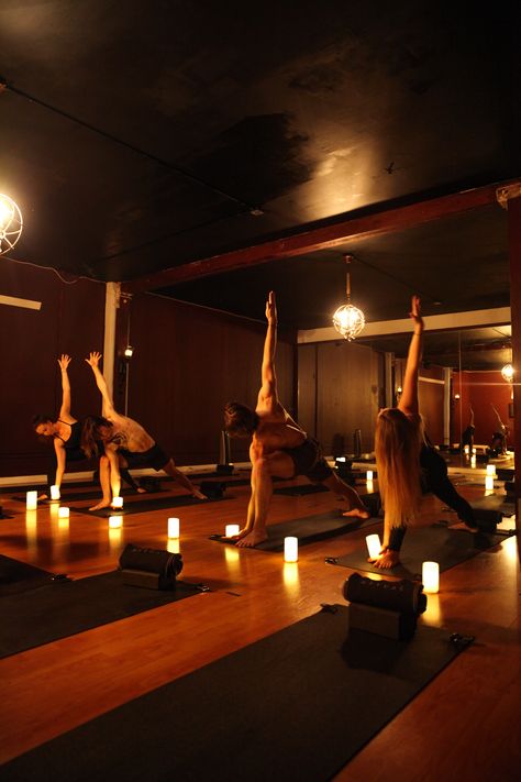 Candle Light Yoga, Dark Yoga Studio, Dark Yoga Room, Hot Yoga Class Aesthetic, Candlelit Yoga, Hot Yoga Room, Yoga Class Aesthetic, Yoga Studio Aesthetic, Candlelight Yoga