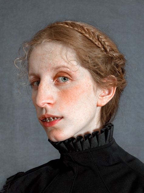 Women Crush Wednesday: Romina Ressia — Musée Magazine Kunst Tattoos, Face Drawing Reference, Photographie Portrait Inspiration, Cool Face, Unique Faces, Human Reference, Face Reference, Face Photography, Foto Poses