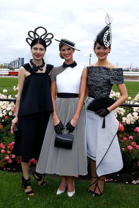 What To Wear To Derby Day This Year Derby Day Outfits, Derby Day Fashion, Kentucky Derby Outfit, Race Day Fashion, Spring Racing Carnival, Derby Fashion, Derby Outfits, Spring Racing, Black Jeans Outfit