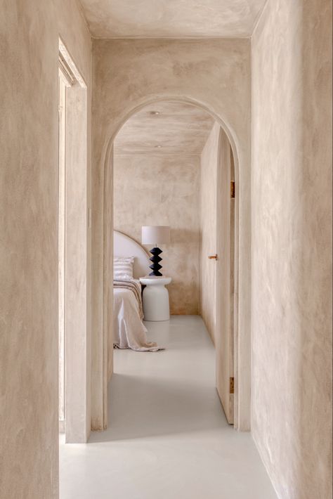 Limewash Hallway, Concrete Effect Paint, Mediterranean Interior, Mediterranean Style Home, Hotel Inspiration, Hallway Design, Timeless Interiors, Venetian Plaster, Roatan