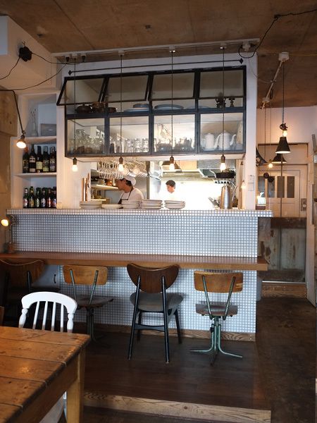 Small Kitchen Restaurant Design, Small Kitchen Restaurant, Small Restaurant Kitchen Design, Kitchen Restaurant Design, Cool Restaurant Design, Open Kitchen Restaurant, Small Open Kitchens, Restaurant Kitchen Design, Bistro Restaurant