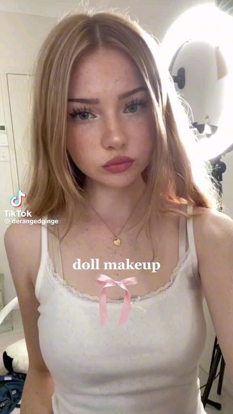 doll makeup tutorial 𓍢ִ໋🌷͙֒#coquettemakeup  #dollmakeup #makeuplover #makeuptutorial Doll Makeup Tutorial, Teknik Makeup, Mekap Mata, Soft Makeup Looks, Simple Makeup Tips, Beauty Makeup Tutorial, Makeup Artist Tips, Makeup Help, Easy Makeup Tutorial