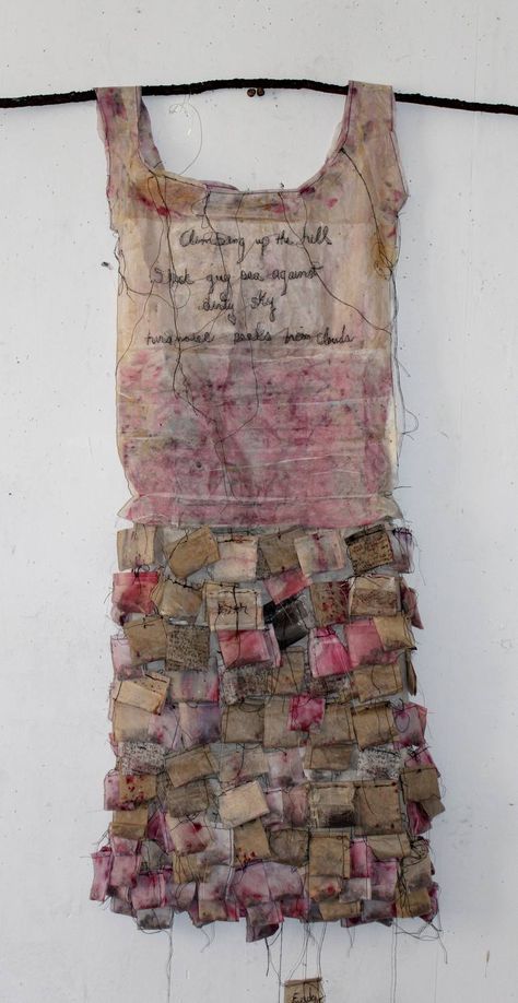 Tee Kunst, Tea Bag Art, Textile Fiber Art, Piece Of Art, Tea Art, Original Collage, Assemblage Art, Art Dress, Textile Artists