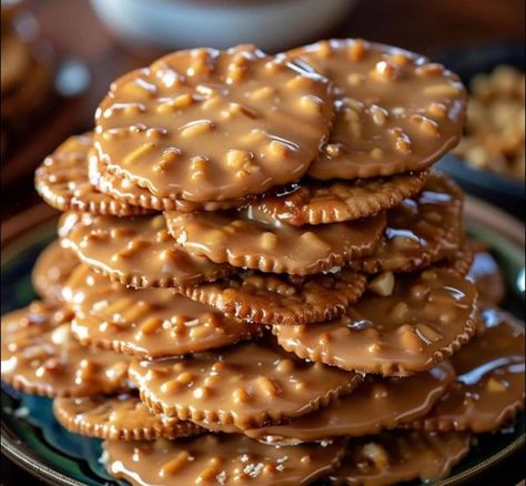 Rachael Ray Recipes 🍰🍲 | 🍬 Caramel Peanut Ritz Cracker Treats 🥜🧂 | Facebook Praline Crackers Recipe, Desserts With Crackers, Peanut Butter Ritz Crackers White Chocolate, Ritz Dessert Recipes, Sugar Peanuts Recipe, Ritz Peanut Butter Chocolate Covered, Butter Toffee Pretzels Recipe, Chocolate Ritz Crackers, Ritz Cracker Toffee Recipe