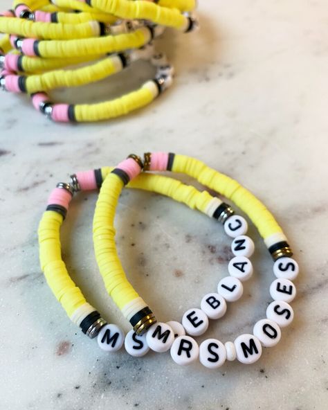 Teacher Gift Teacher PENCIL Bracelet Heishi Disc | Etsy Teacher Heishi Bracelet, Pencil Bracelet, Bracelet Heishi, Beaded Name Bracelet, Teacher Bracelet, Teacher Jewelry, Appreciation Gifts Diy, Inspired Bracelets, Teacher Appreciation Gifts Diy