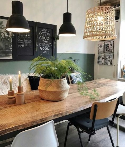 With love and light Dining Room Industrial, Rustic Wooden Table, Dining Room Style, Dining Room Wall Decor, Dining Room Walls, Modern Dining Room, Design Living, Room Wall Decor, Room Table