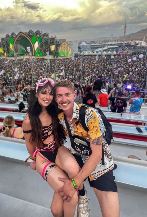 Electric daisy carnival outfit - taintedthreads - sexy bodysuit - pink and black - rave - music - plur Rave Couples Outfit, First Rave Outfit, Rave Fits Edm, Edc Couple Outfits, Pink And Black Rave Outfit, Black Rave Outfits Edm, Edc Rave Outfits Couples, Rave Outfits Bodysuit, Rave Poses