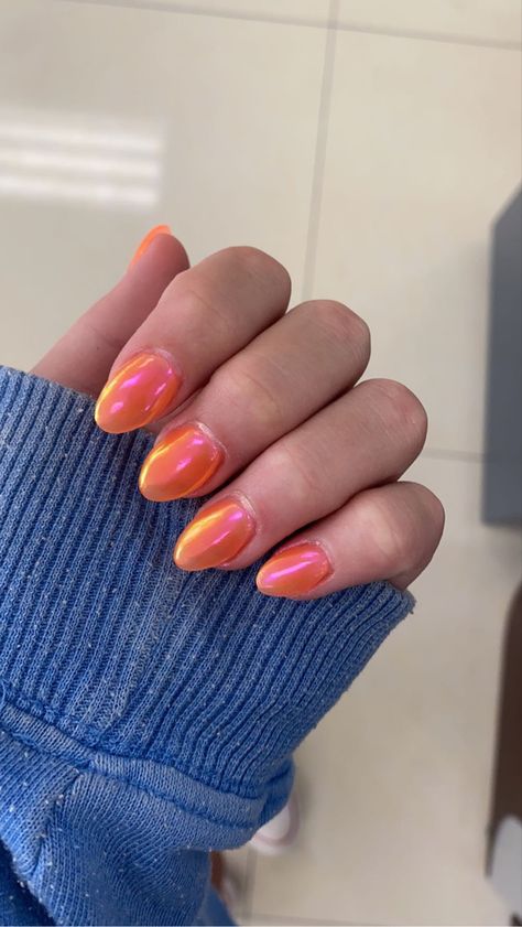 Orange Opal Nails, Pink Orange Chrome Nails, Light Orange Chrome Nails, Neon Orange Chrome Nails, Orange Nails With Chrome, Pinky Orange Nails, Sunset Chrome Nails, Orange Chrome Nails Designs, Orange Chrome Nails