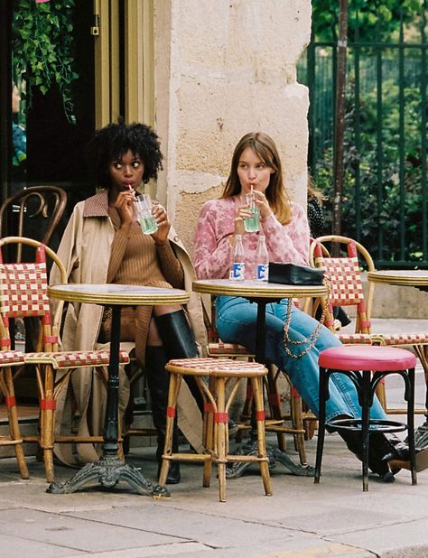 Street Photography Paris, Copenhagen Travel, City Shoot, Streets Of Paris, Sister Photos, Jeanne Damas, French Girl Style, I Love Paris, Fashion Photography Inspiration