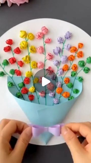 Mother Day Craft For Toddler, Spring Day Art For Kids, Memorial Crafts For Kids, Flower Art Activities For Preschool, Easy Spring Crafts For Toddlers, Mother's Day Activities School, Mother Day Activities For Preschoolers, Flower Crafts For Kids Preschool, Flower Activity Preschool