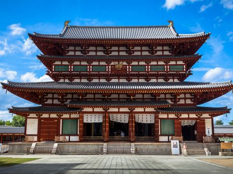 Ancient Japanese Architecture, Old Japanese House, Nakagin Capsule Tower, Japanese House Design, Japanese Buildings, Traditional Japanese Architecture, Japan Architecture, Tokyo Design, Japanese Temple