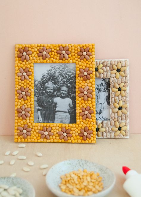 Handmade Charlotte | Sweet Recipes + Happy Crafts Picture Frame Crafts For Kids, Seed Mosaics, Seed Mosaic, Bean Mosaic, Craft Paper Bag, Bag Gift Wrapping, Mosaic Frames, Mainan Diy, Bean Art