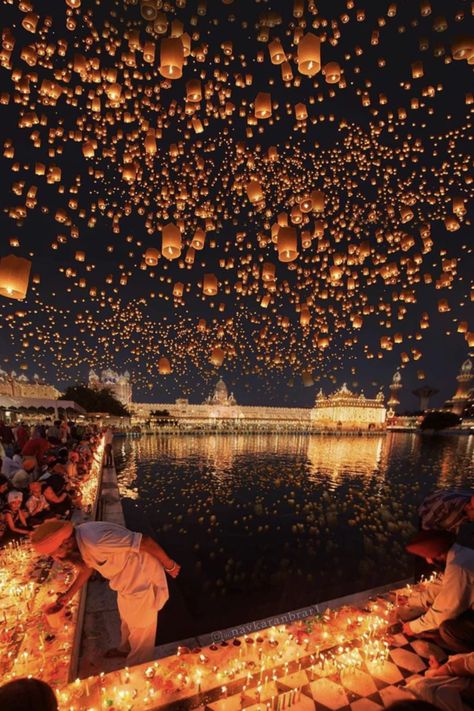 Golden Temple Amritsar, Fest Temaer, Temple India, Festival Aesthetic, Happy Diwali Images, Diwali Images, Diwali Celebration, Golden Temple, Diwali Festival