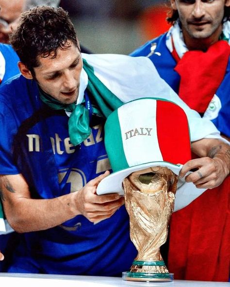 Fifa 2006, Italy World Cup, Italy National Football Team, Soccer Images, Cr7 Messi, World Cup Final, Football Poster, Fifa World Cup, Football Jerseys