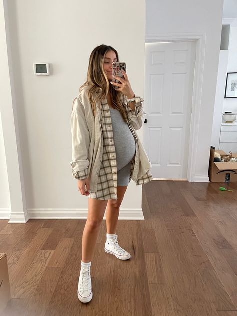 Pregnancy Outfits Casual, Summer Pregnancy Outfits, Prego Outfits, Pregnancy Fashion Fall, Fall Maternity Outfits, Casual Maternity Outfits, Winter Maternity Outfits, Maternity Clothes Summer, Trendy Outfit Inspo