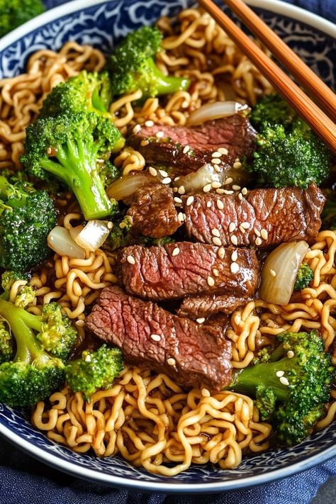 Ramen And Broccoli, Broccoli Beef Noodles, Asian Beef And Broccoli, Beef And Broccoli Ramen, Broccoli Ramen, Quick Stir Fry Recipes, Easy Beef And Broccoli, Ramen Stir Fry, Beef Dinners