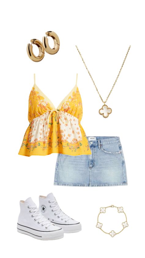 Vacation Outfits Night Out, Cute Outfits For Mexico, Brazilian Summer Outfits, Summer Outfits Outer Banks, Tsitp Aesthetic Outfits, Summer Outfit Board, Pouge Life Outfit, Tropical Island Outfits, Outfits To Wear In Miami