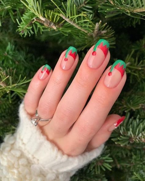 Nails Christmas Red And Green, Elf Nail Designs, Christmas Elf Nail Art, Red And Green Tip Nails, Elf Inspired Nails, Wreath Nails Christmas, Elf Nails Christmas, Simple Disney Christmas Nails, Christmas Nails Squoval