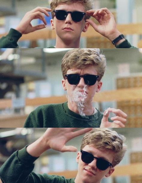 Chicks just can't hold their smoke. That's what it is ;) Breakfast Club Movie, Anthony Michael Hall, Septième Art, I Love Cinema, 80s Movies, Wearing Sunglasses, The Breakfast, The Breakfast Club, Iconic Movies