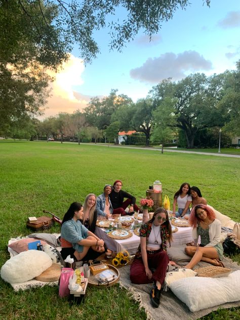 This lovely group just made the picnic + park views even more beautiful !!!!! Celebrated 21 with good friends, endless mimosas, and lot’s of laughs over the perfect picnic ambiance✨ #picnic #birthdayparty #birthdaypicnic #bdayideas #miamibirthday #miamibash #miamifun #floridafun #traveling #picnicflorida Outdoor Event Ideas, Picnic Park, Picnic Birthday Party, Activities For All Ages, Picnic Theme, Picnic Aesthetic, Picnic Birthday, Friend Activities, The Picnic