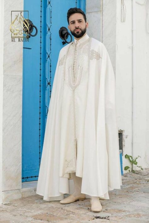 Algerian Traditional Clothing Men, Algerian Clothing Men, Tunisia Outfit, Muslim Men Clothing, Mens Cape, Arabian Wedding, Algerian Clothing, Stylish Men Wear, Men's Wedding Outfit