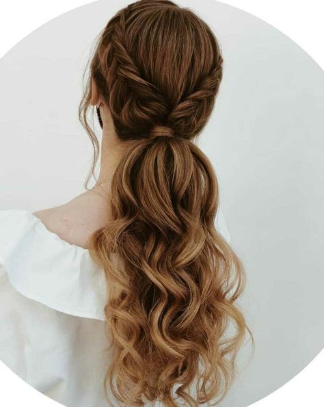 Pony Hairstyle For Wedding Indian, Pony Style Hair Ponytail Ideas, Junior Bridesmaid Hairstyles Ponytail, Hairstyles In Pony, Bridesmaid Ponytail Braid, Hair Ideas For Bridesmaids Up Do, Pony Hairstyles Indian Wedding, Pony Ideas Hair, Fantasy Ponytail Hairstyles