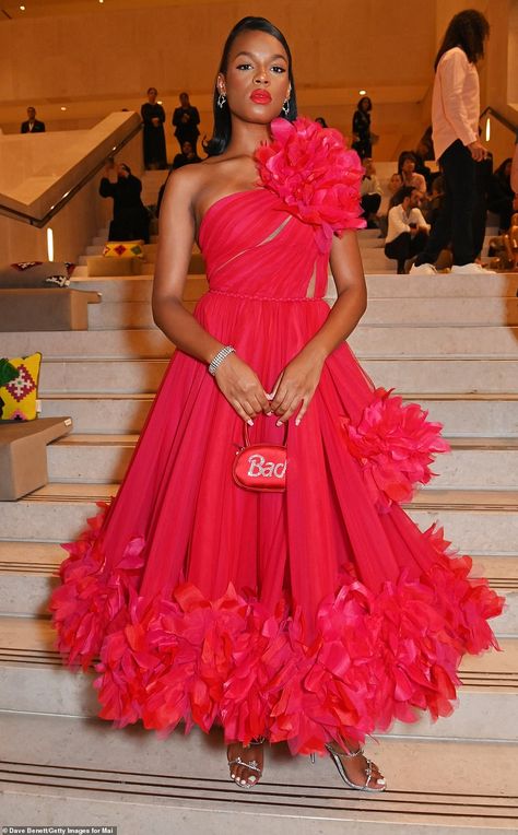 Wow! Model Didi Stone looked incredible in a feathered red dress which she teamed with silver heels to boost her height Dinner Gown Styles, Sabrina Elba, Didi Stone, Hot Couture, Dinner Gown, Miami Fashion Week, Gown Styles, Green Gown, Pink Gowns