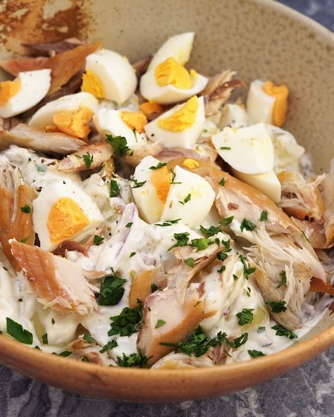 potato salad with smoked mackerel Mackerel Salad Recipe, Smoked Fish Salad, Smoked Mackerel Recipe, Mackerel Fish Recipes, Smoked Mackerel Salad, Canned Mackerel, Mackerel Recipe, Mackerel Salad, Tinned Fish