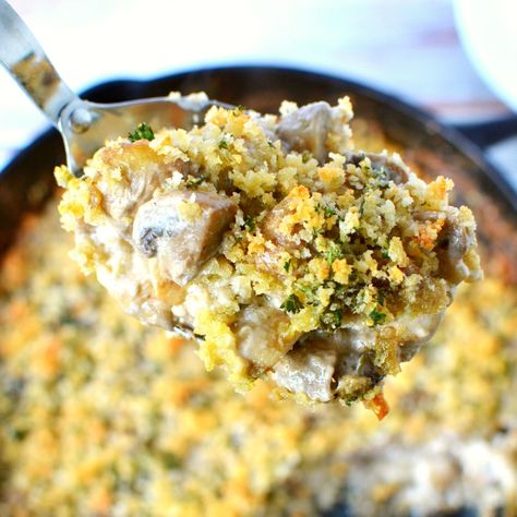 Unstuffed Mushroom Casserole Stuffed Mushroom Casserole, Stuffed Mushrooms Cream Cheese, Low Carb Stuffed Mushrooms, Casserole With Cream Cheese, Salty Side Dish, Easy Side Dishes, Mushroom Side Dishes, Mushroom Appetizers, Mushroom Casserole