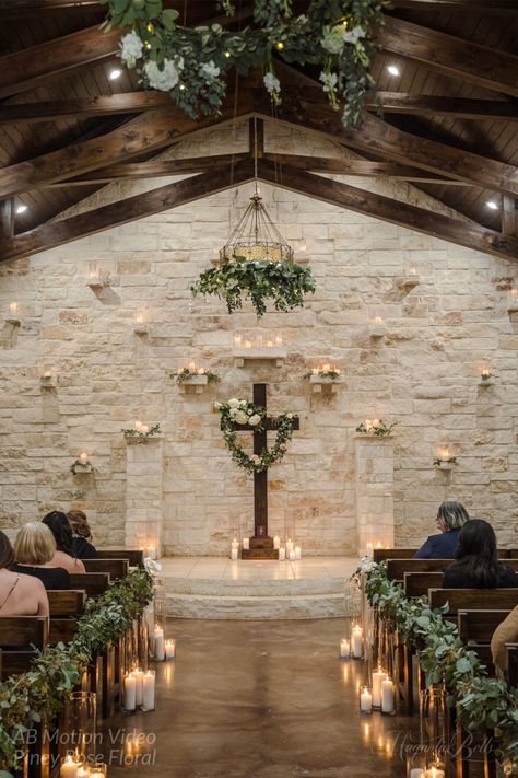 Beautiful Flowers to Inspire Your Wedding Ceremony and Wedding Reception — Magnolia Bells Outdoor Ceremony Flowers, Godly Wedding, Christ Centered Wedding, Ceremony Arrangements, Wedding Church Decor, Candle Lit Wedding, Ceremony Arrangement, Wedding Alters, Dream Wedding Decorations