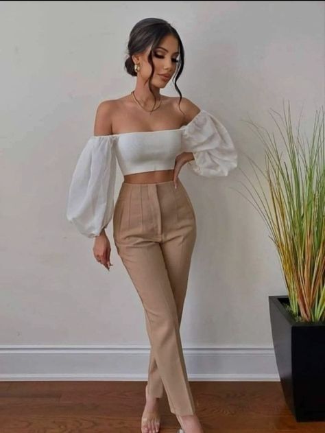 Outfit Formal Mujer Juvenil, Camel Outfit, Red Dress Pants, Outfits Juvenil, Semi Formal Outfits, Zara Leggings, Wide Leg Romper, Zara Outfit, Denim Wear