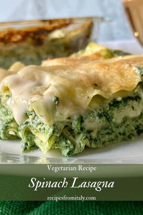 Spinach Lasagna is a white lasagna with a delicate flavor and a creamy consistency, made with a mix of spinach, ricotta, béchamel and Parmigiano. In spring, with tender and fresh spinach, it tastes even better! But you can also use frozen spinach, which they are great for this recipe. Spinach together with ricotta create a green and creamy filling with an exquisite and delicate flavor. In fact, “spinach and ricotta” is a classic combination of many traditional Italian recipes. Lazania Recipe, Frozen Spinach Recipes, Spinach And Ricotta Lasagne, Lasagna With Ricotta Cheese, Spinach Lasagna Recipe, Italian Spinach, Spinach And Ricotta Lasagna, Recipe With Ricotta, Bechamel Recipe