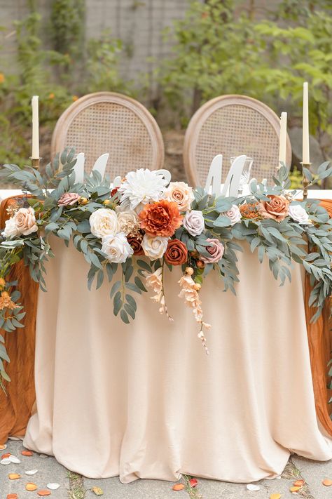 Head table wedding decorations