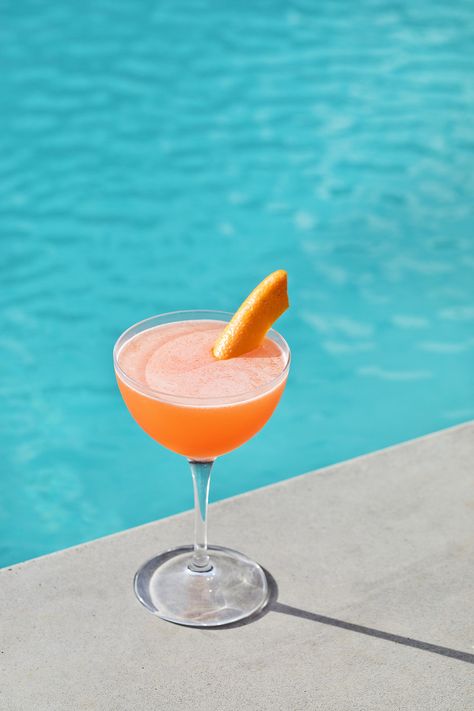 Hotel June, Pool Cocktails, Hotel Staycation, Miami Vibes, Watermelon Cocktail, Summer Moodboard, Gae Aulenti, Los Angeles Photography, Beach Cocktails