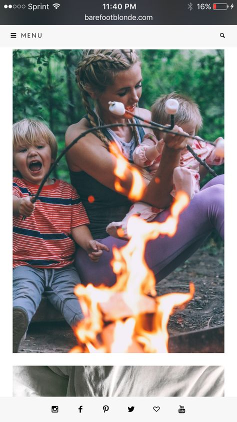 Family Ads, First Camping Trip, First Time Camping, Camping Photo, Fall Pics, Amber Fillerup Clark, Amber Fillerup, Barefoot Blonde, Camping Photography