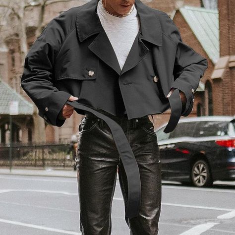 Faster shipping. Better service Cropped Jacket Outfit Men, Cropped Jacket Men, Male Casual Wear, Belt Outfit Men, European Mens Fashion, Mens Styles, European Men, Streetwear Male, Cropped Coat