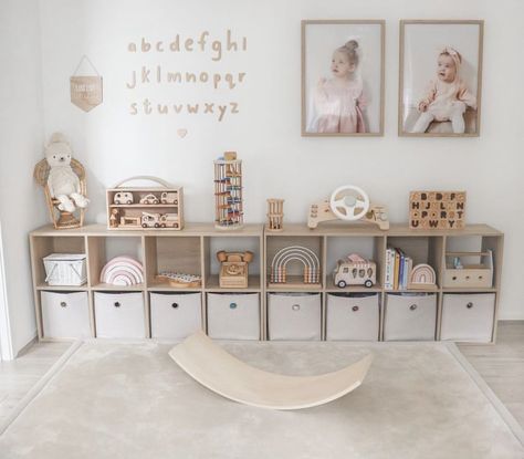 Montessori Bedroom Toy Storage, Playroom With Accent Wall, Montesori Bedroom Girl, Shared Office Playroom, Playpen In Living Room Ideas, Playroom Ideas Gender Neutral, Small Playroom Ideas Minimalist, Nature Office Aesthetic, Minimalist Playroom Decor