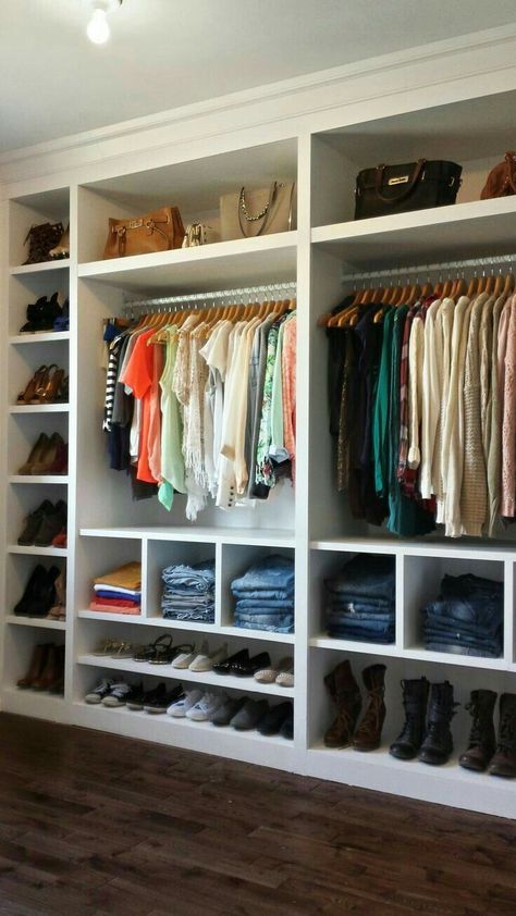 Organized Closet, Dark Living Rooms, Walk In Closet Design, Closet Design Layout, Closet Renovation, Diy Wardrobe, Closet Layout, Wardrobe Room, Closet Remodel