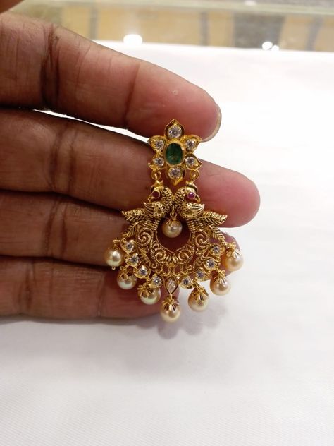 Ear Rings New Models Gold, Chand Baali Earrings In Gold, Ear Rings New Designs Gold, Ear Rings Chandbalis Gold, Ear Ring Models Gold, New Model Ear Rings, Ear Buttalu Designs, New Model Earrings Gold, Chandballies Gold Ear Rings