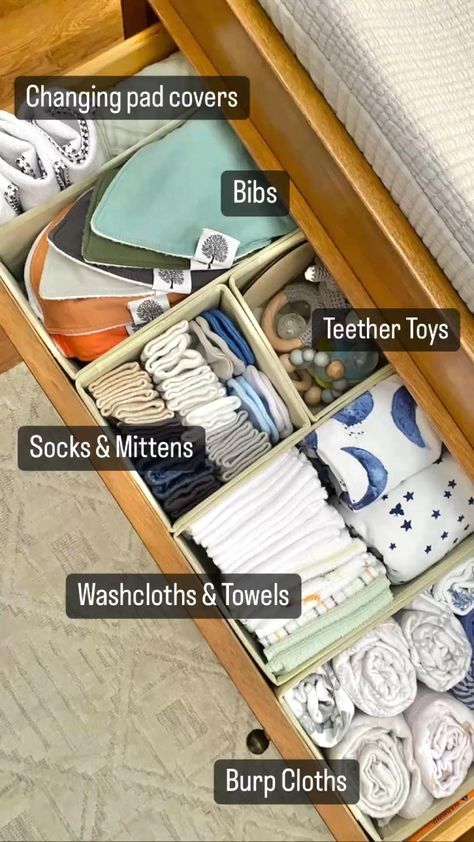 #nurseryroom #babyroom #nurserydecor #babyboyroom Newborn Clothes Organization Drawer, Burp Cloth Storage Ideas, Burp Cloth Organization, Cheap Nursery Organization, Burp Cloth Storage, Bathroom Baby Organization, Ikea Nursery Organization, Baby Clothes Drawer Organization, Organize Baby Clothes In Drawers