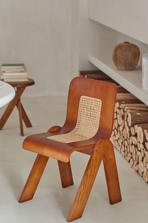 23 Cheap But Totally Amazing Furniture Brands To Revolutionize Your Home Art Stools Chairs, Retro Vintage Furniture, Easy Furniture To Build, Weaved Furniture, Orior Furniture, Japanese Style Furniture, Wooden Chair Design, Wooden Furniture Design, Origami Furniture