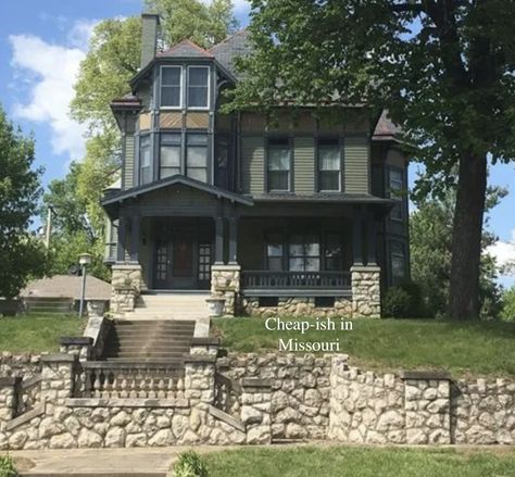 Floor Sitting Area, Old Mansions For Sale, Old Victorian Homes Interior, Victorian Houses For Sale, Queen Anne Architecture, Bathroom Outside, Johnny Depp Images, Old Victorian House, Old Victorian Homes