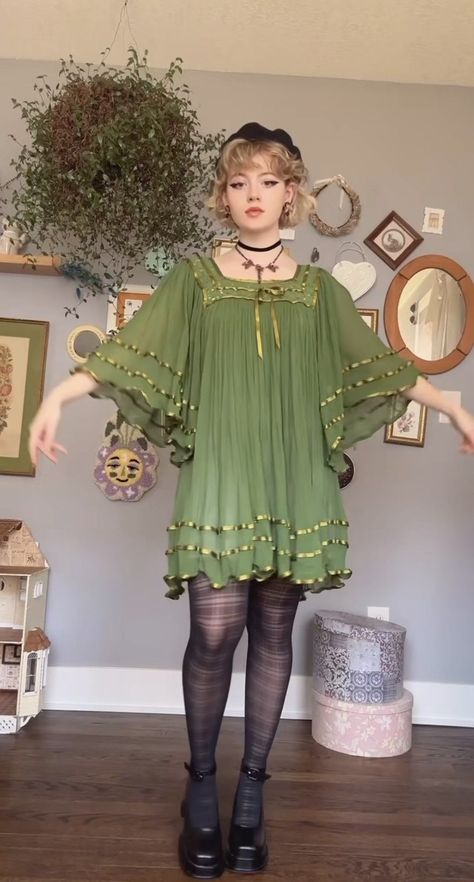 Fairycore Aesthetic Dress, Cottagecore Women Outfit, Fantasy Cottagecore Aesthetic Outfits, Cottage Fashion Aesthetic, Short Hippie Dress, Aesthetic Clothes Cottagecore, Fairy Core Outfits Summer, Cottagecore Tights, Dutch Style Fashion The Netherlands