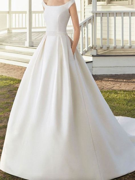 Wedding gown simple elegant